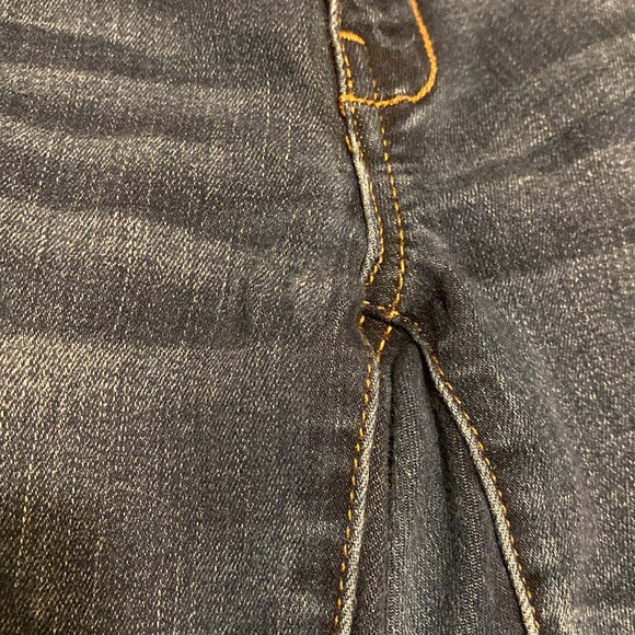 American Eagle Jeans - Picture 2 of 5